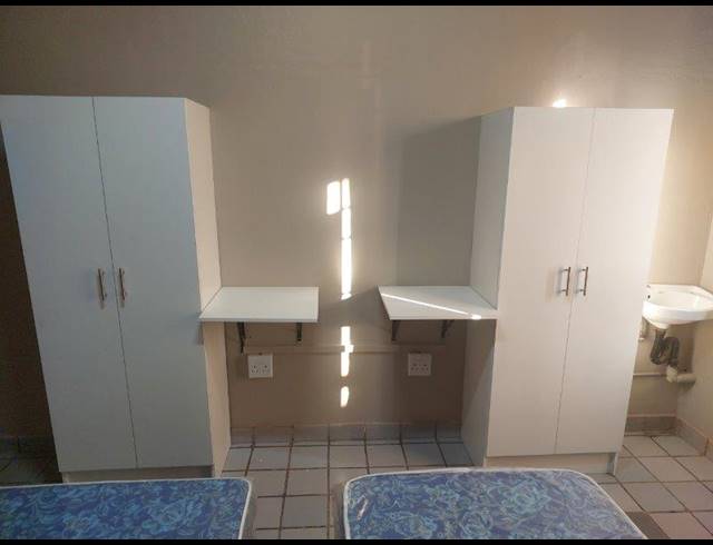 1,950M² HOTEL FOR SALE IN DURBAN CENTRAL
